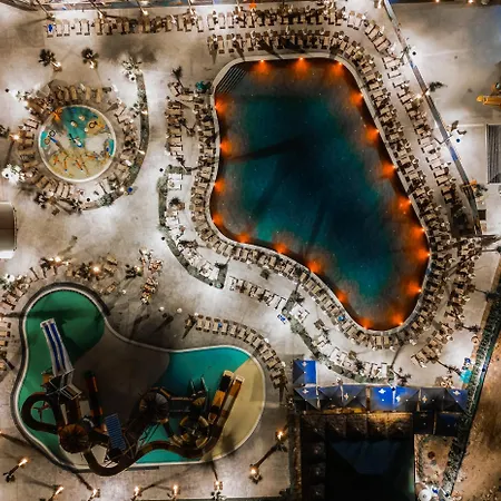 Semesteranläggning (resort) Grand Vm Conference & *