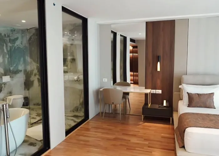 Grand Vm Conference & Golem (Tirana)