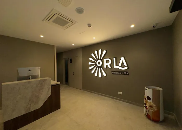 Grand Vm Conference & * Golem (Tirana)