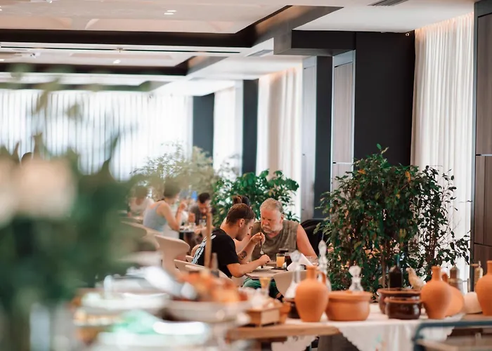 Resort Grand Vm Conference & *